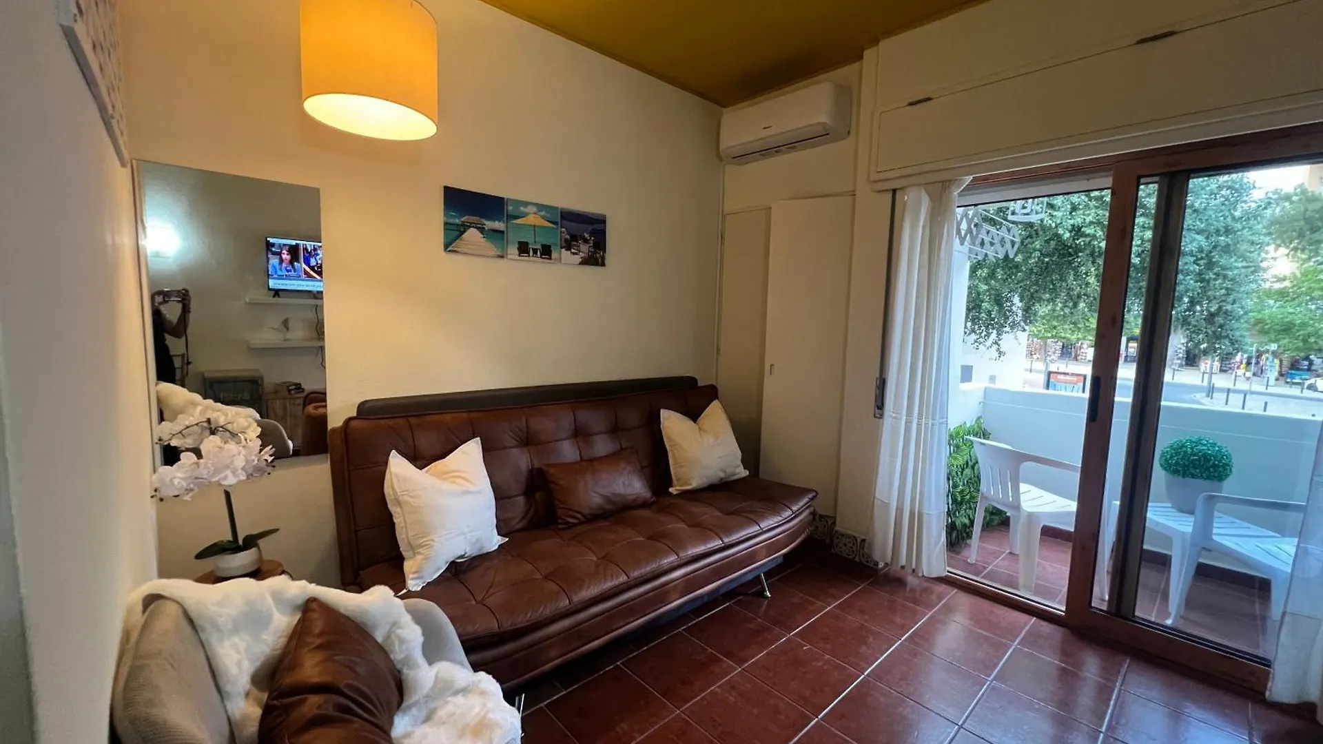 Casa Girassol Old Town Apartment Albufeira